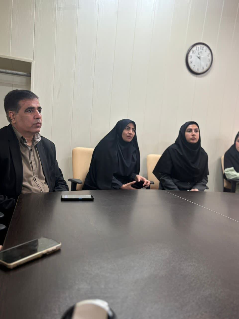 بازید علمی دانشجویان روانشناسی دانشگاه خرد از مرکز مشاوره آموزش و پرورش استان بوشهر