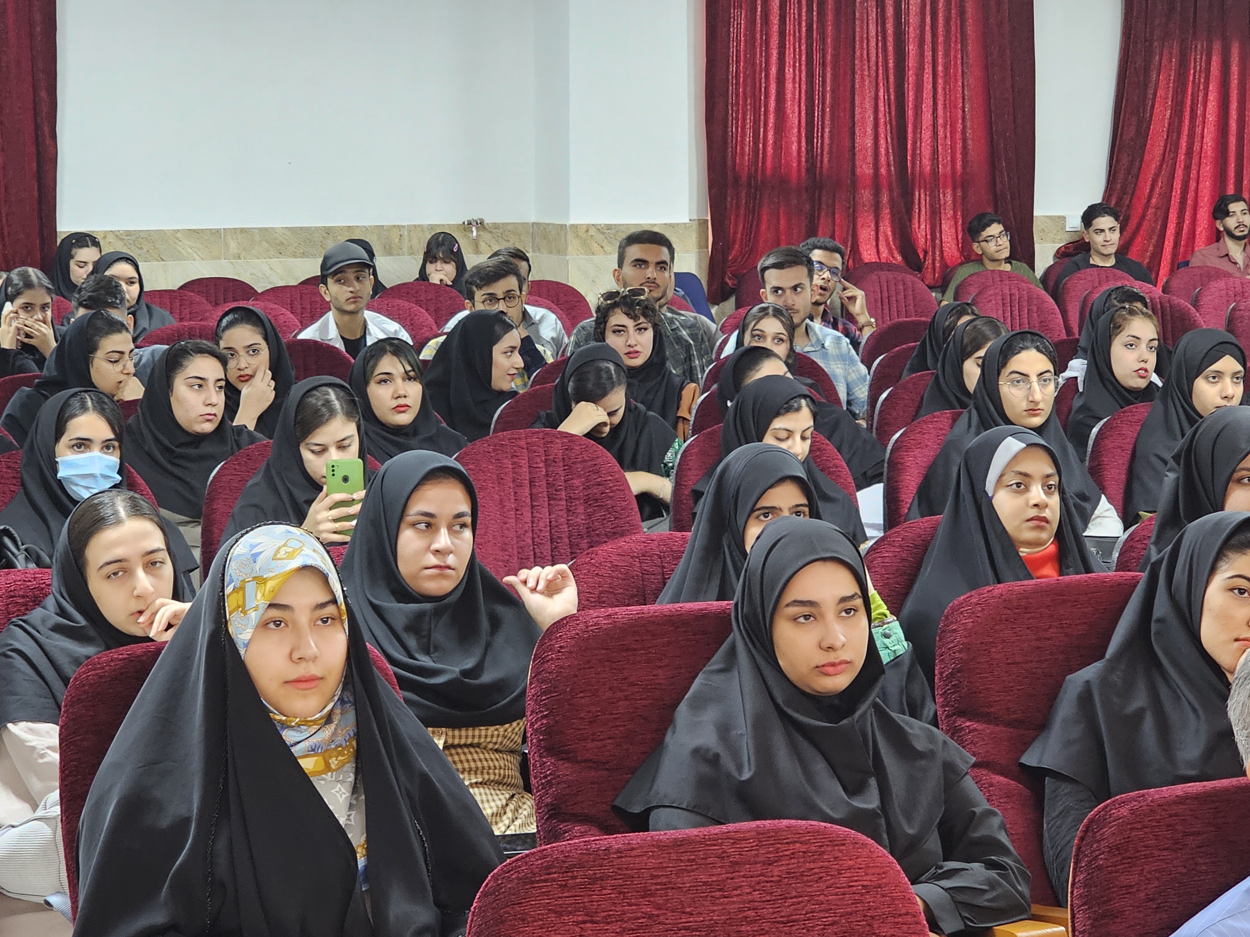 جشن معارفه دانشجويان کارشناسي