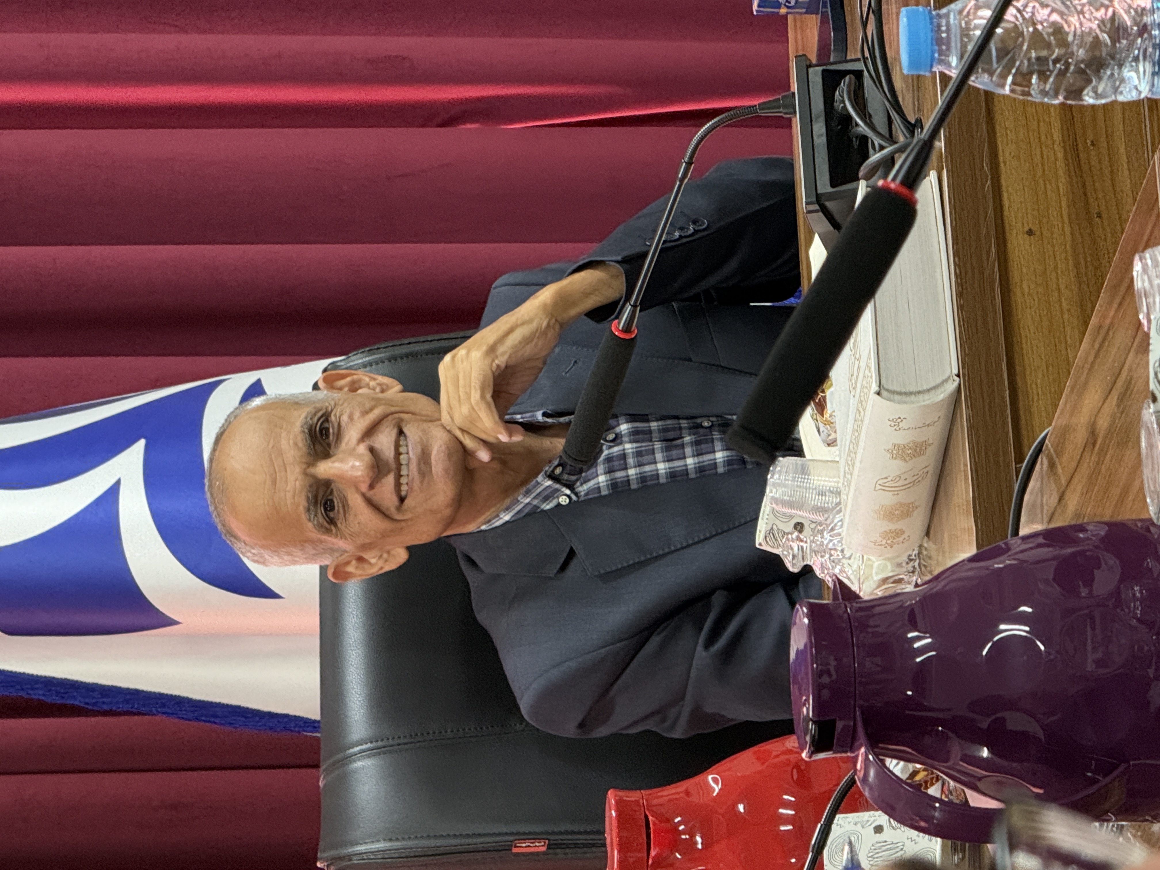 جلسه هماندیشی مدیران محترم گروههای آموزشی جلسه هماندیشی مدیران محترم گروههای آموزشی