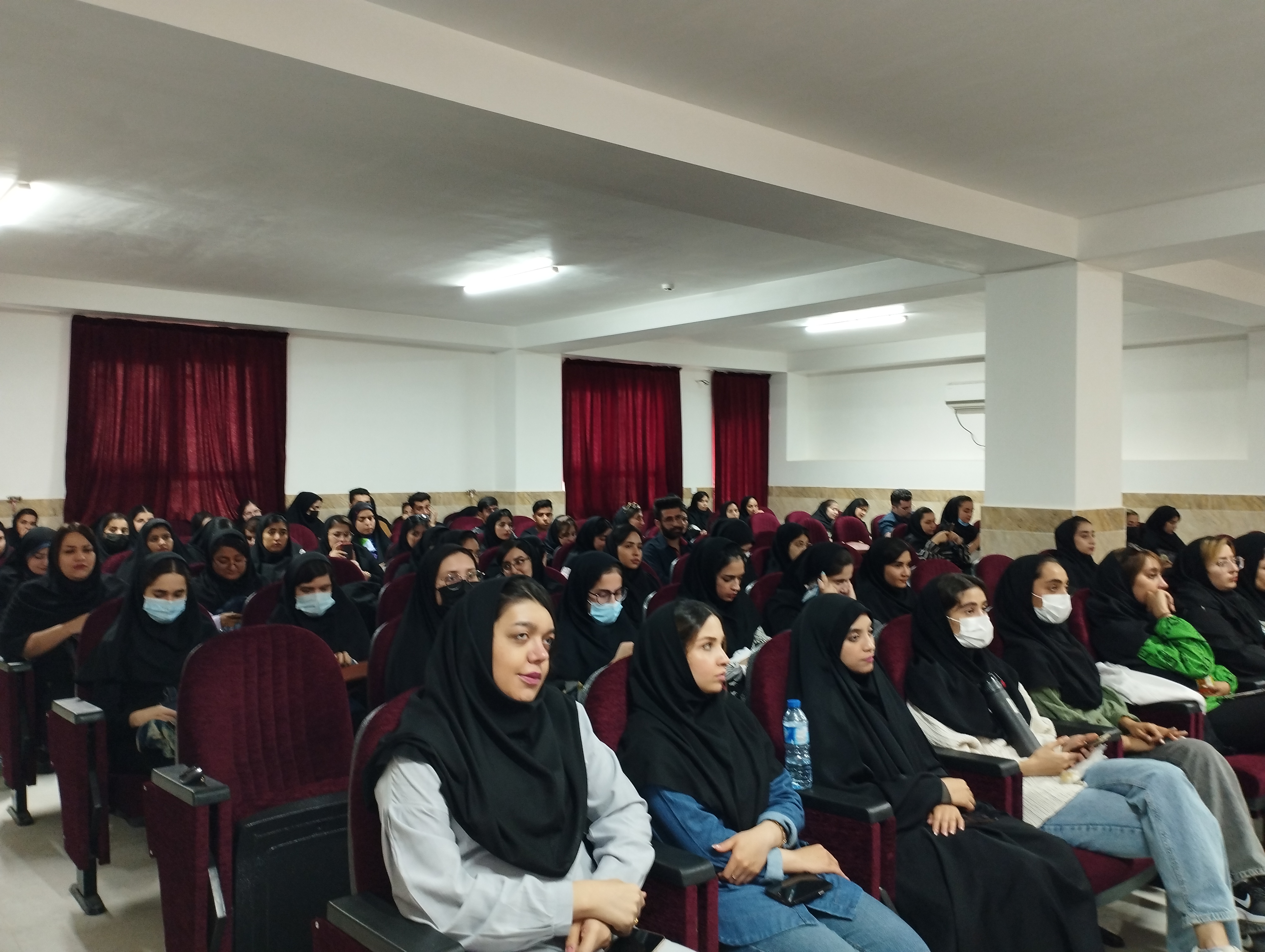 مراسم بزرگداشت روز استاد در موسسه آموزش عالی خرد برگزار شد مراسم بزرگداشت روز استاد در موسسه آموزش عالی خرد برگزار شد