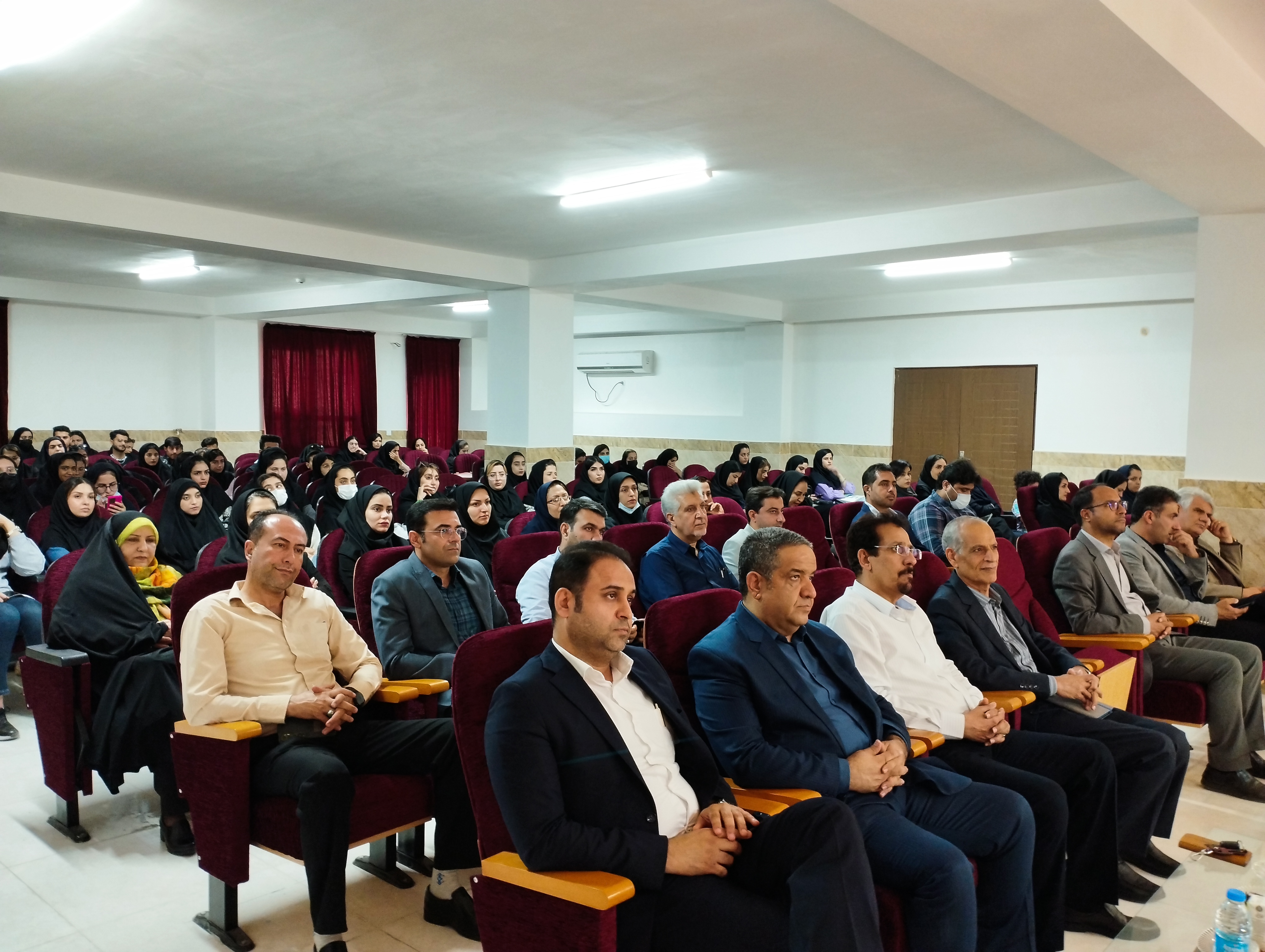 مراسم بزرگداشت روز استاد در موسسه آموزش عالی خرد برگزار شد مراسم بزرگداشت روز استاد در موسسه آموزش عالی خرد برگزار شد