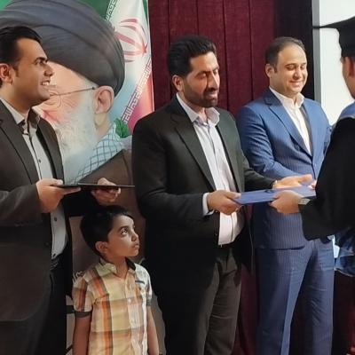 تصاویری از برگزاری مراسم فارغ التحصیلی دانشجویان موسسه آموزش عالی خرد